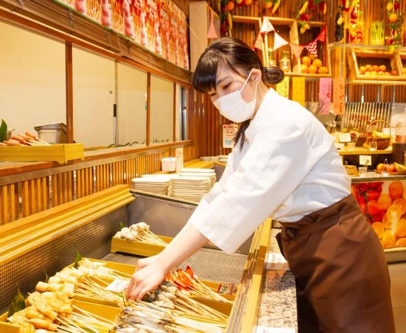 ＜キッチン・ホールスタッフのパート・アルバイト！＞　串家物語イオンモール津南店
